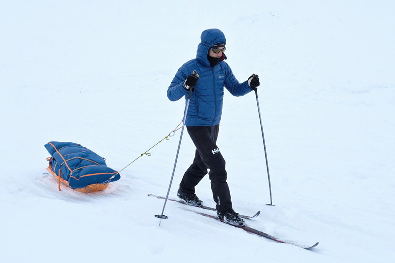 Crunching skis